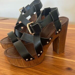 Platform sandals